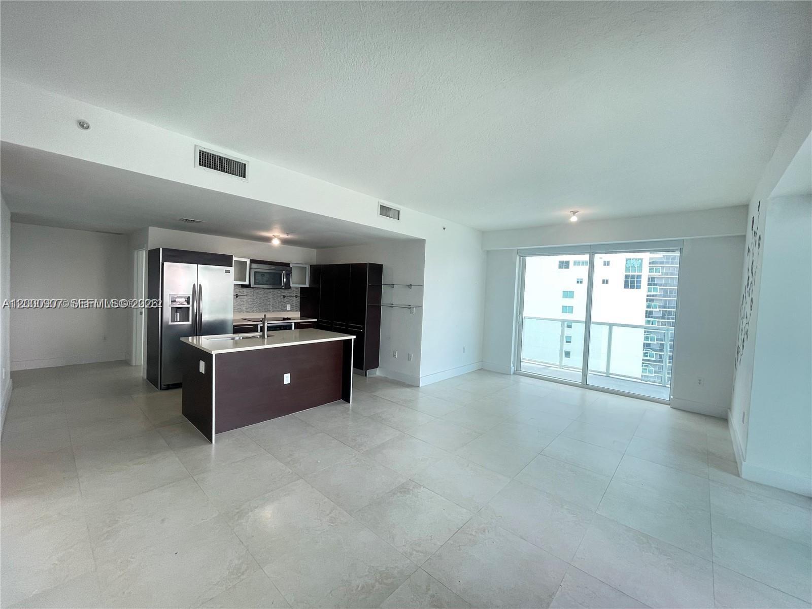 1900 N Bayshore Dr # 3311, Miami FL 33132 photo 2