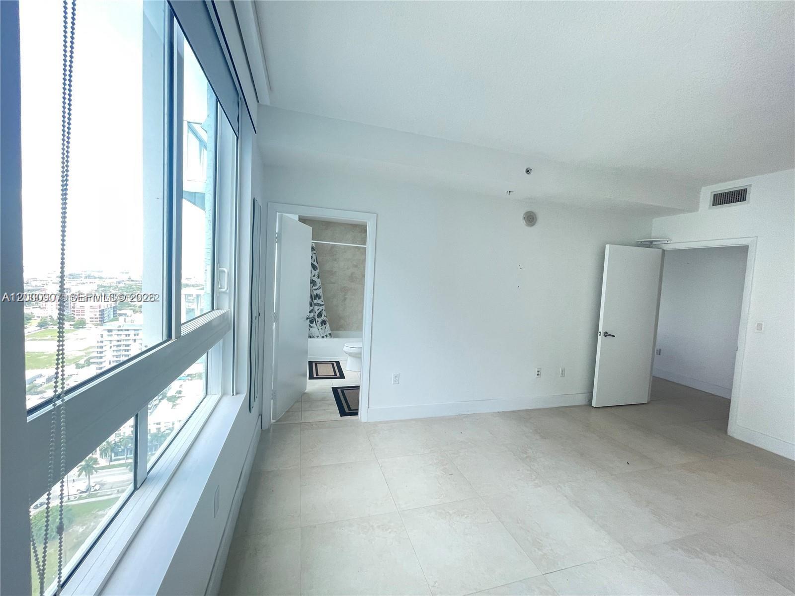 1900 N Bayshore Dr # 3311, Miami FL 33132 photo 3