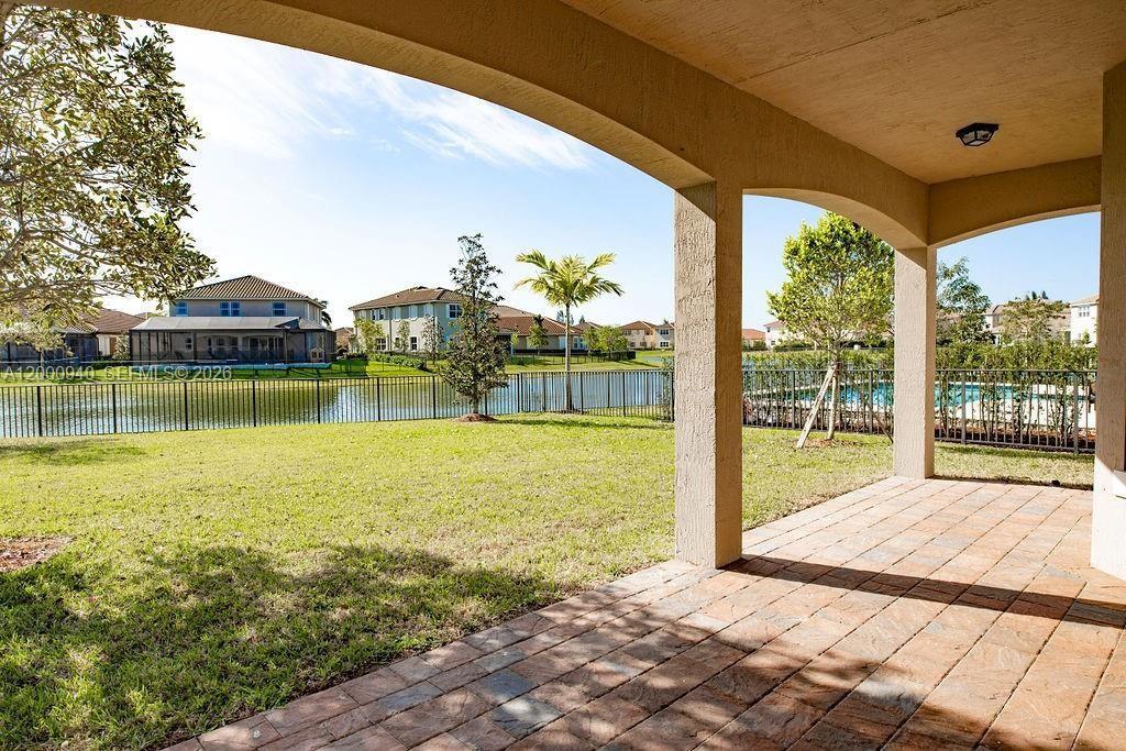 8630 Lakeside Bnd, Parkland FL 33076 photo 5