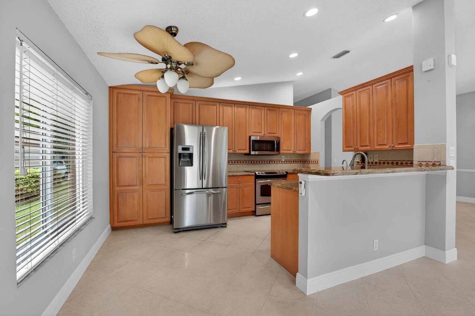 4677 Saint Simon Drive, Coconut Creek FL 33073 photo 5