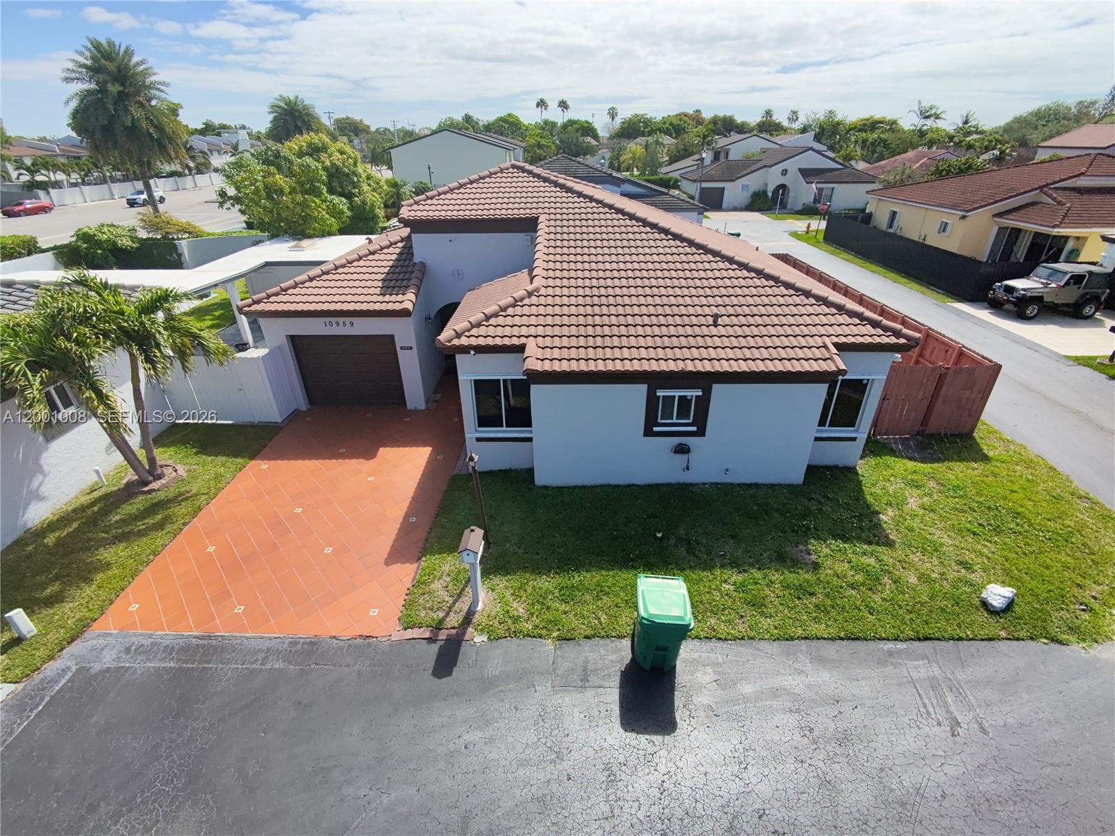 10959 SW 72nd Ter, Miami FL 33173 photo 3