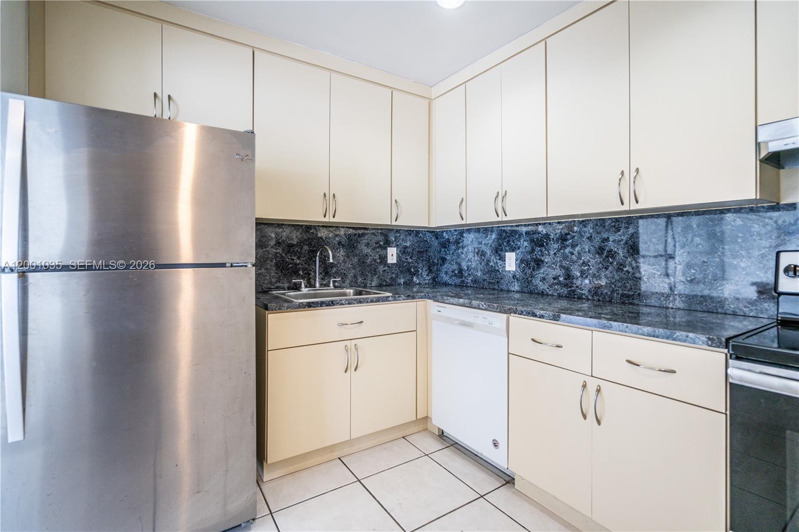 7150 Indian Creek Dr # 506, Miami Beach FL 33141 photo 5