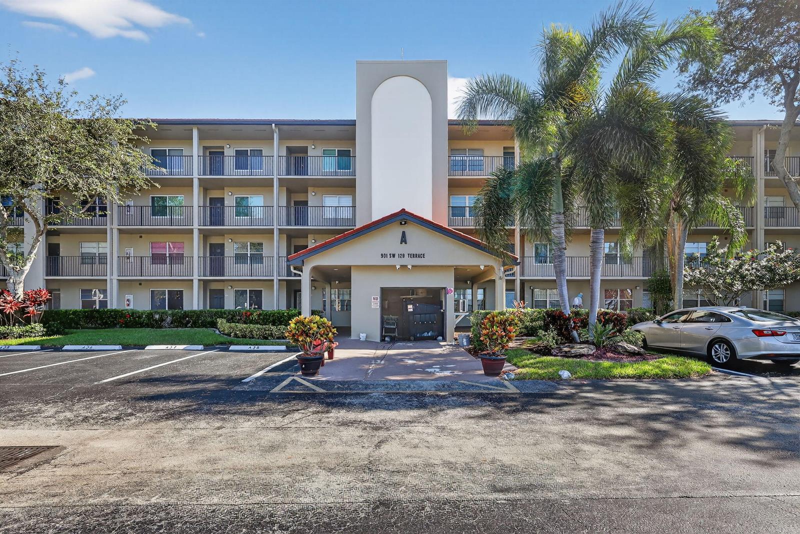 901 SW 128th Terrace # 211a, Pembroke Pines FL 33027 photo 2