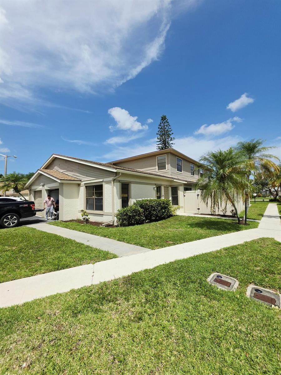 4339 Willow Pond Road # D, West Palm Beach FL 33417 photo 2
