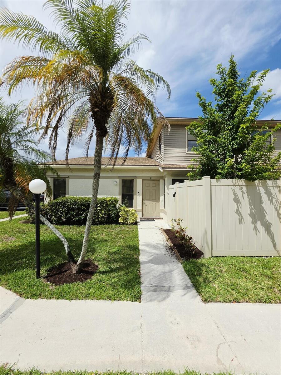 4339 Willow Pond Road # D, West Palm Beach FL 33417