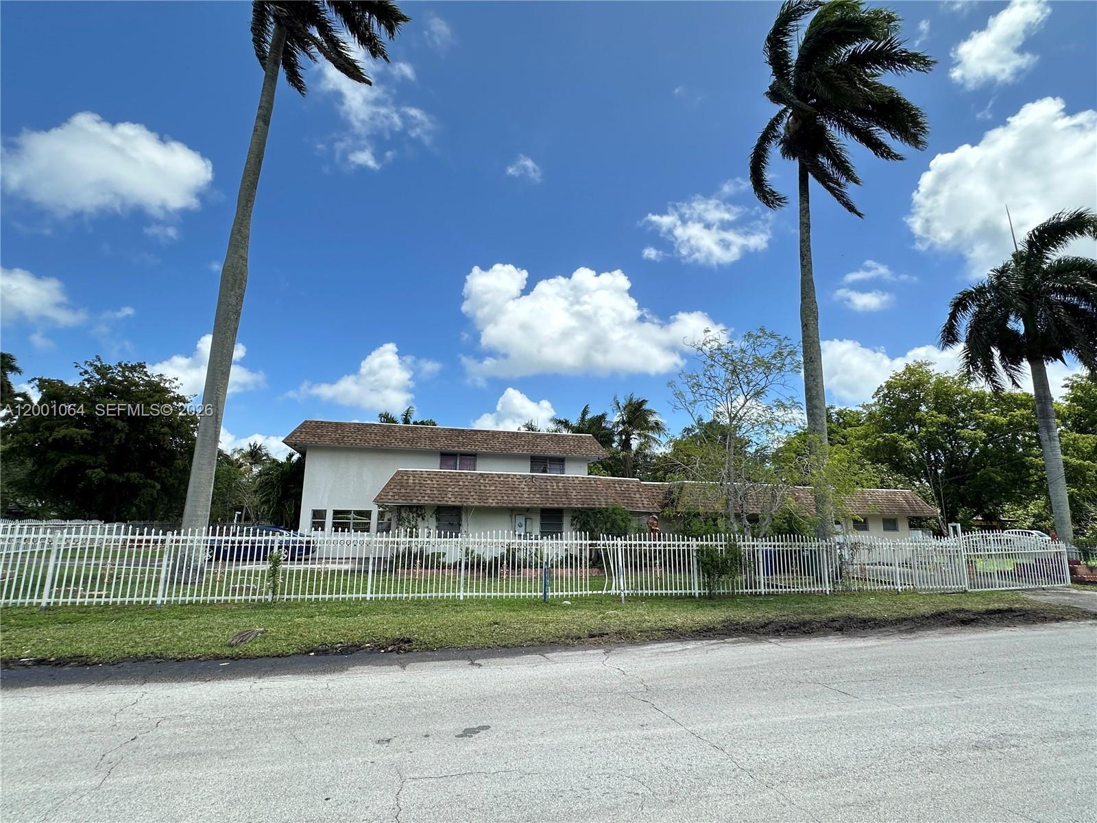 200 NE 158th St, Miami FL 33162 photo 5