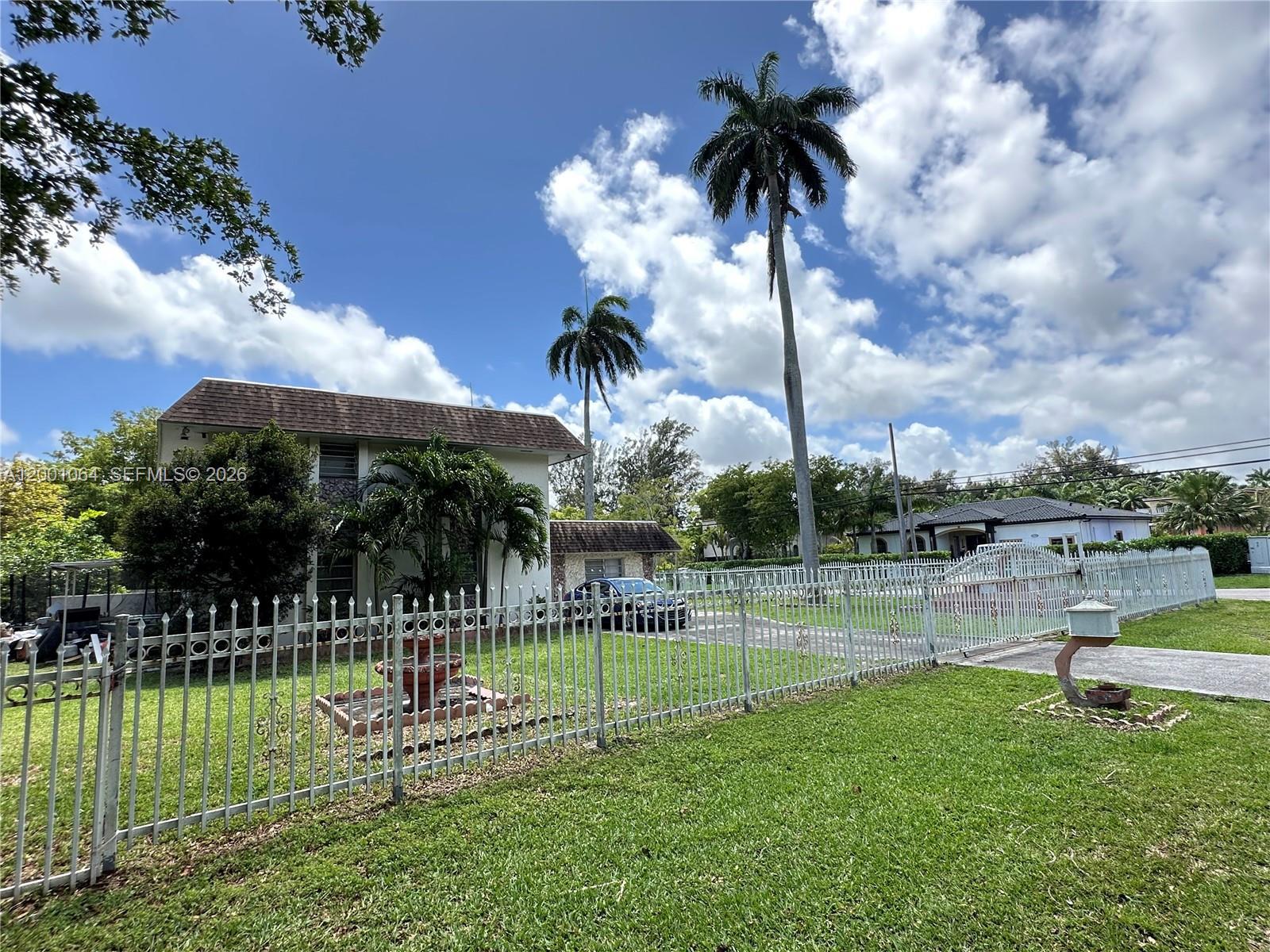 200 NE 158th St, Miami FL 33162 photo 4