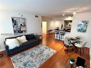 2775 NE 187th St # 319, Aventura FL 33180