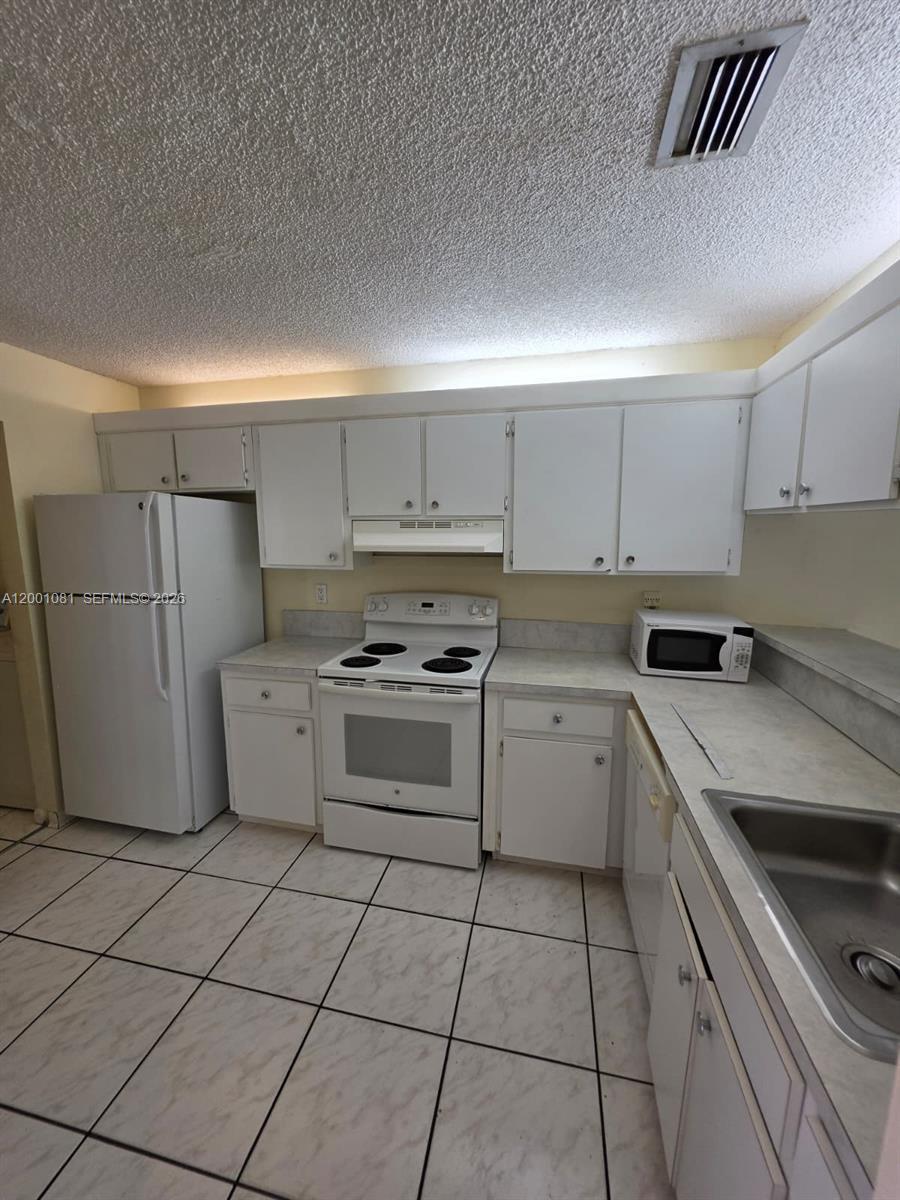 7959 NW 41st Ct # 7959, Sunrise FL 33351 photo 3