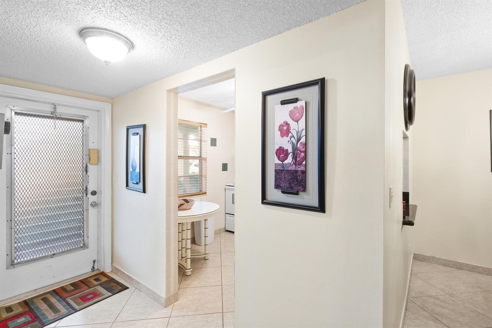 3 Abbey Lane # 102, Delray Beach FL 33446
