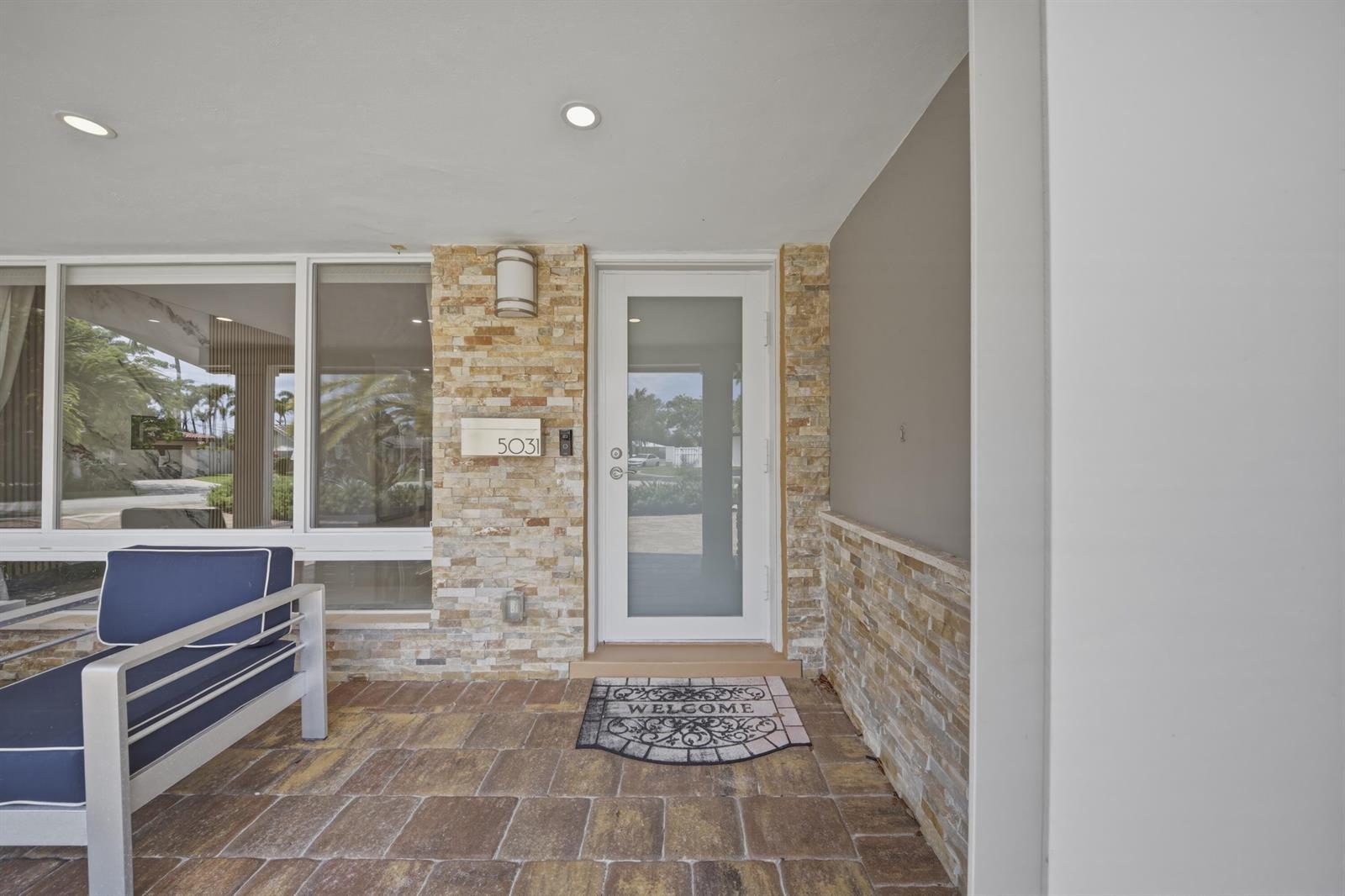 5031 NE 23rd Terrace, Lighthouse Point FL 33064
