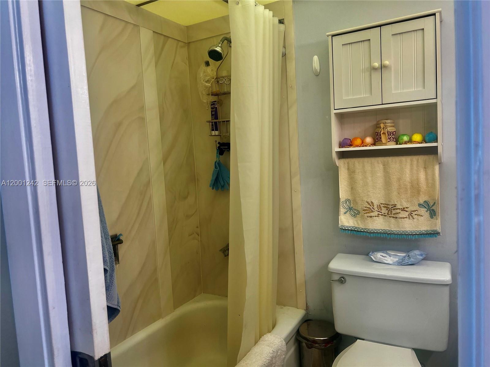 5860 NW 44th St # 804, Lauderhill FL 33319 photo 4