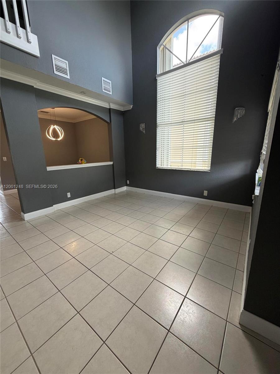 11362 NW 34th Pl, Sunrise FL 33323 photo 2