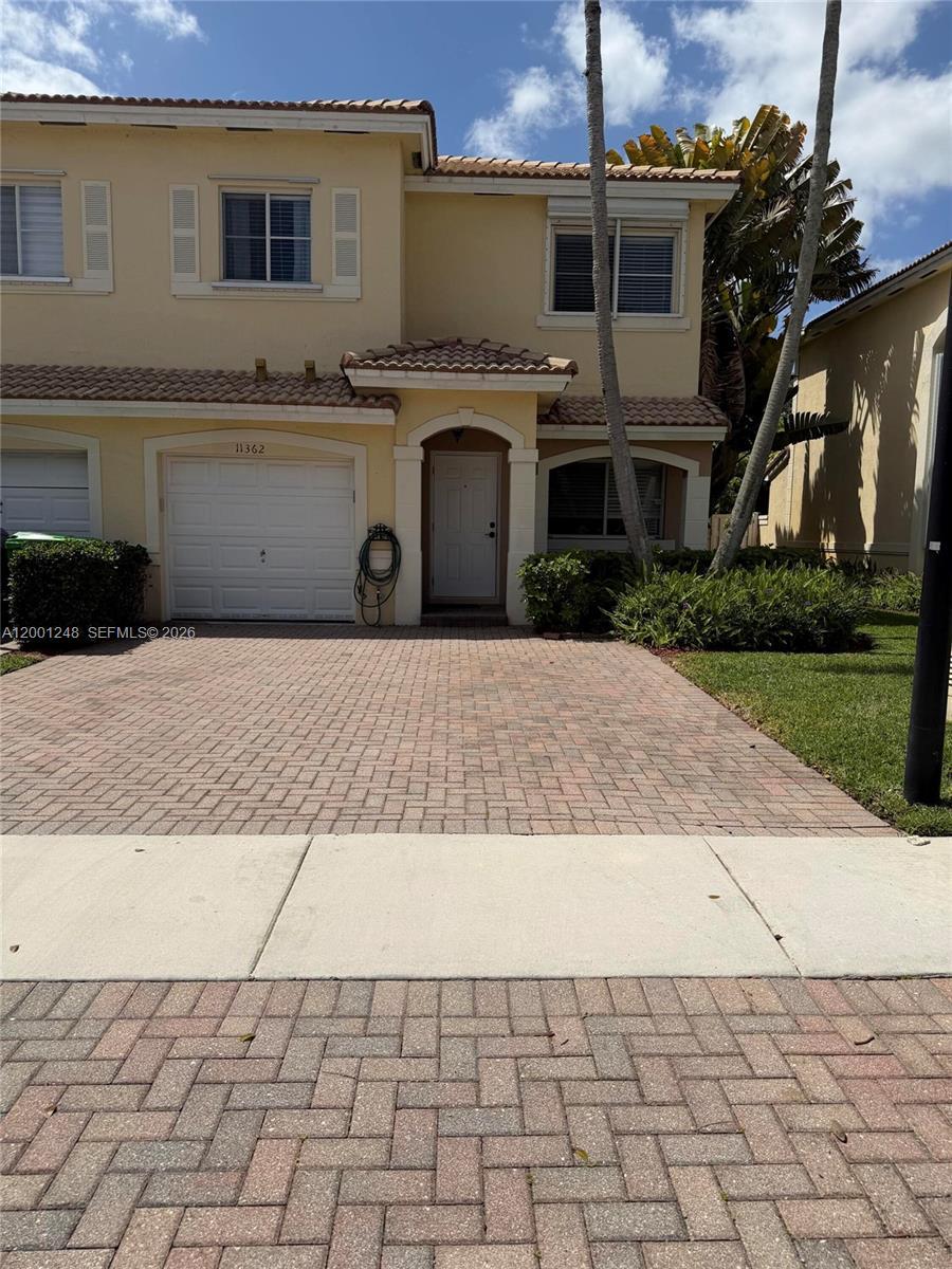11362 NW 34th Pl, Sunrise FL 33323