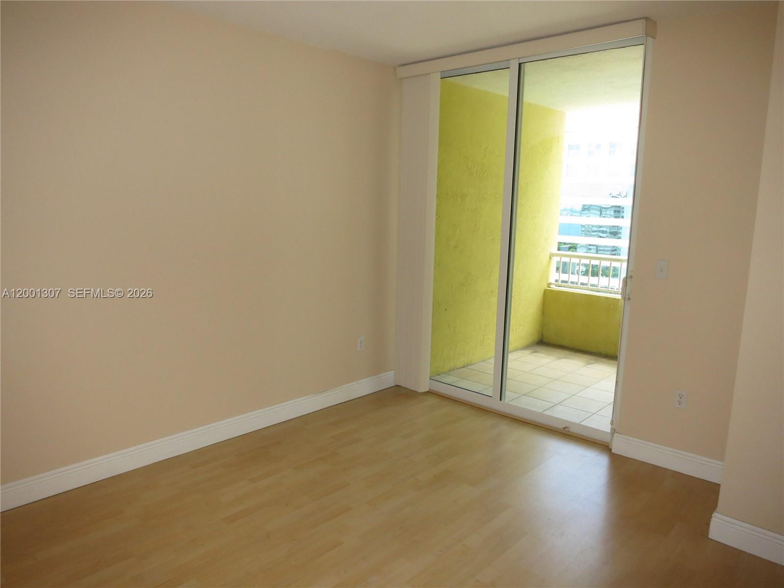 170 SE 14 ST # 1507, Miami FL 33131 photo 5