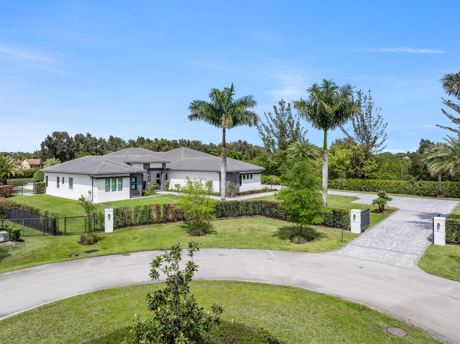 17101 Magnolia Estates Drive, Southwest Ranches FL 33331