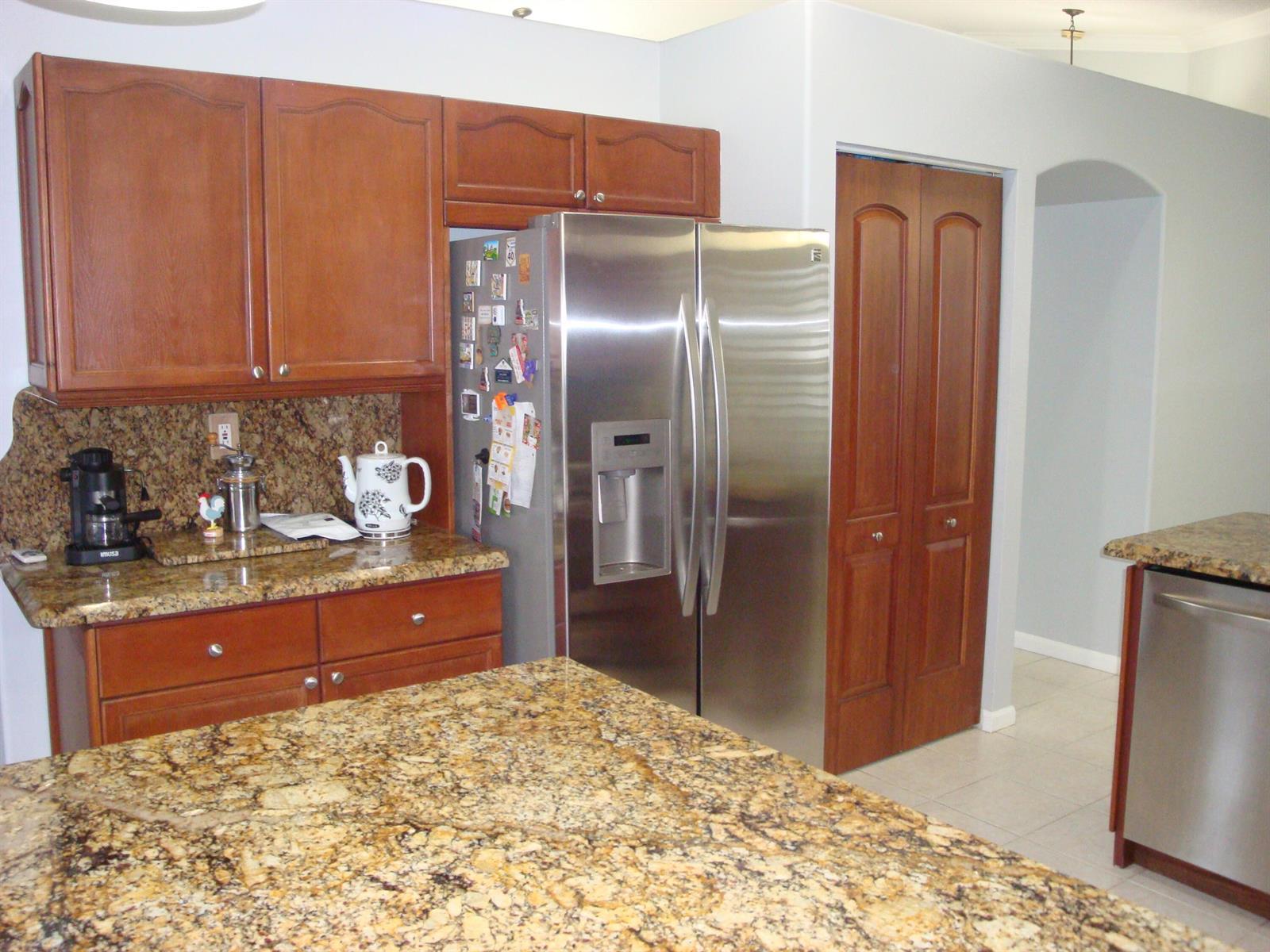 6304 Barton Creek Circle, Lake Worth FL 33463 photo 5
