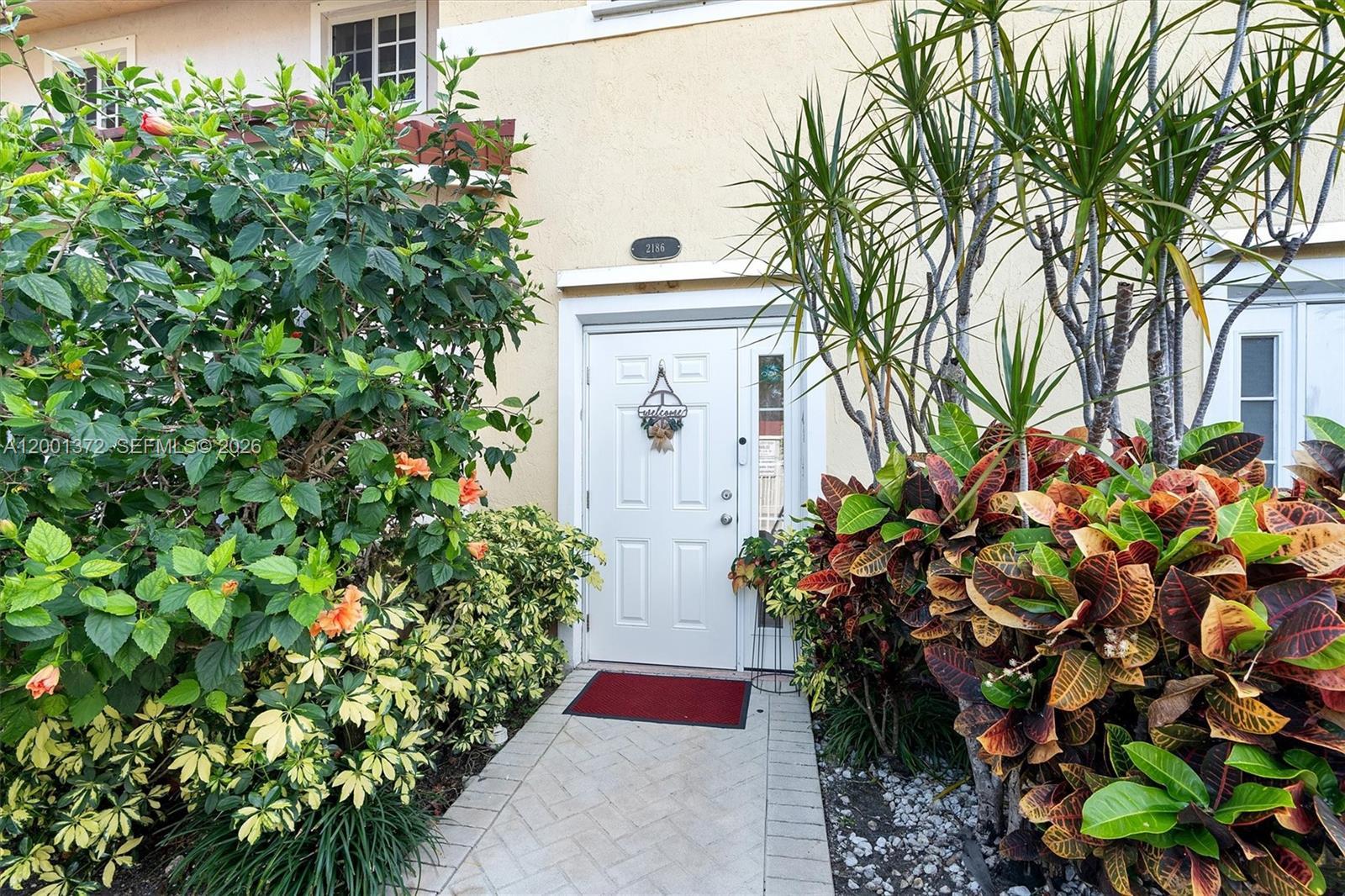 2186 NE 167th St # 111, North Miami Beach FL 33162 photo 2
