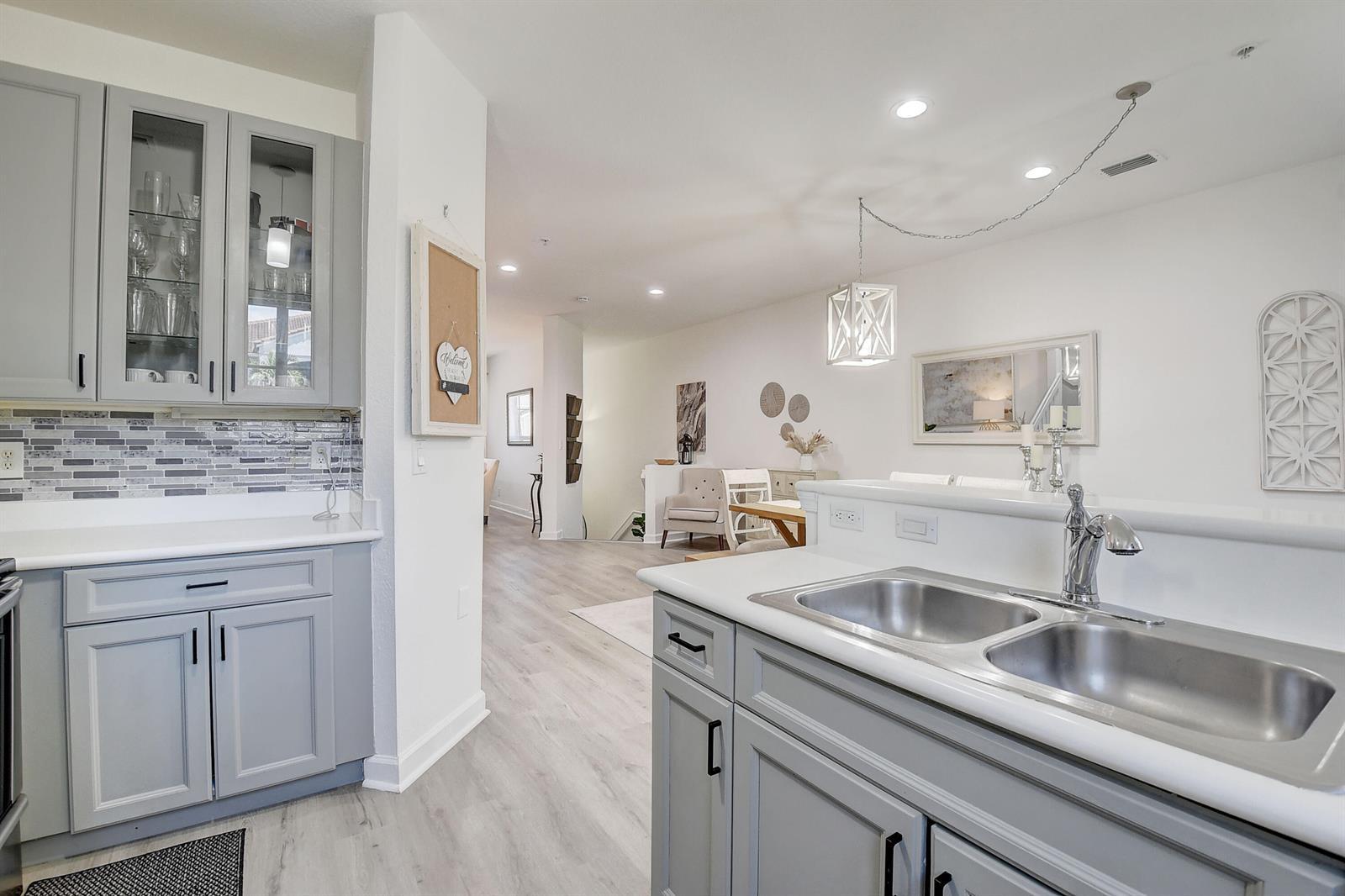 525 Bayfront Drive, Boynton Beach FL 33435