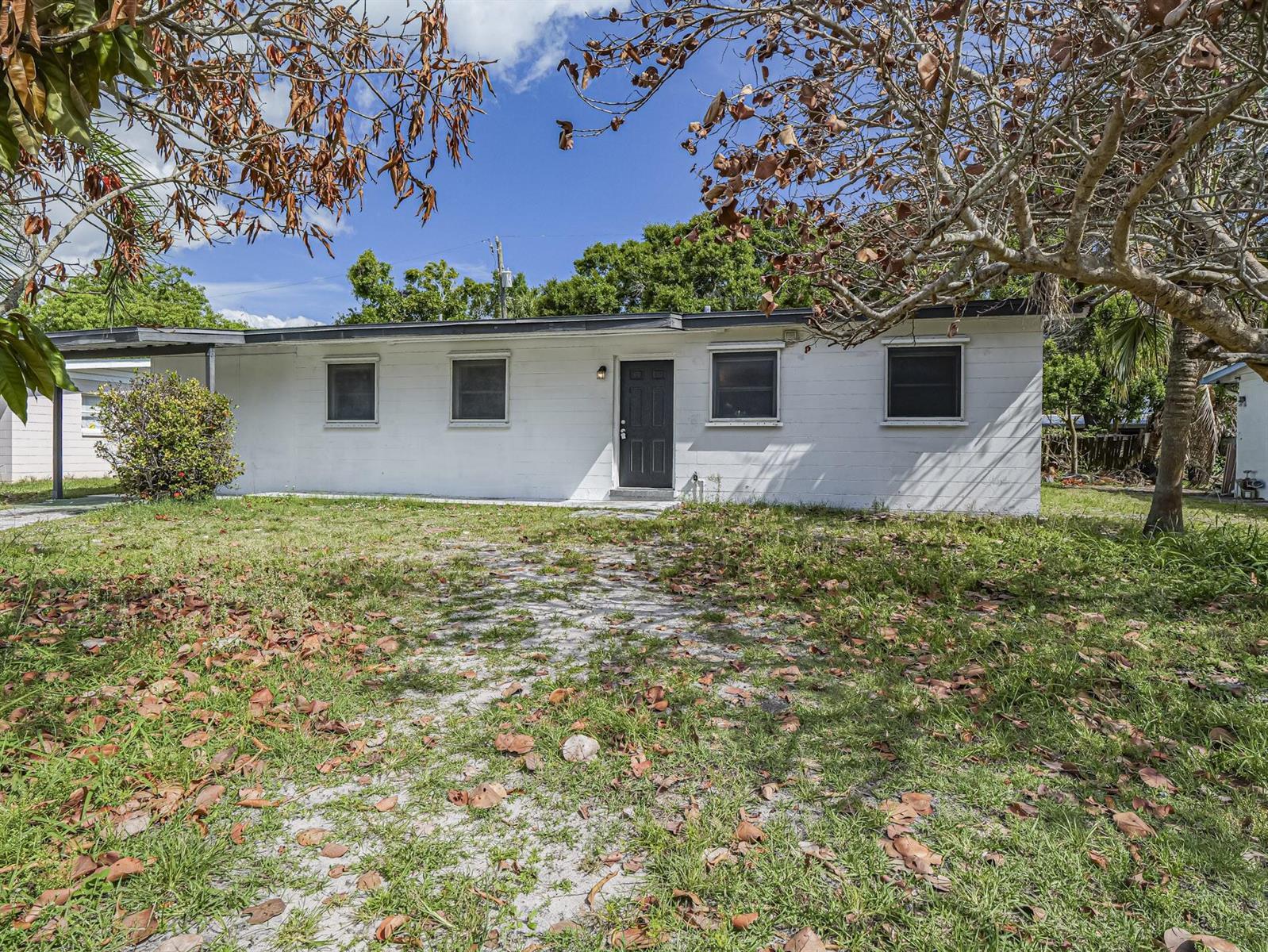 734 5th Place SW, Vero Beach FL 32962