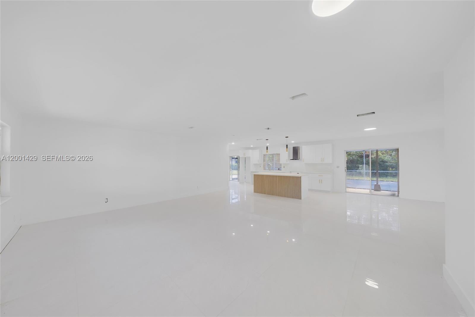 1320 NW 72nd Ave, Plantation FL 33313 photo 2