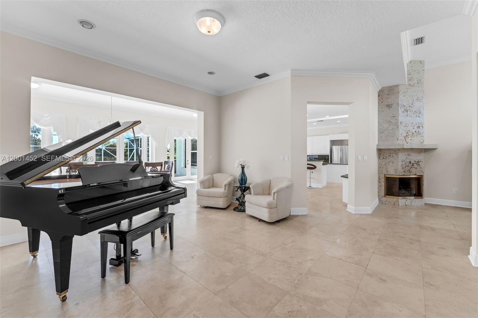 2625 Fairways Dr, Homestead FL 33035 photo 2
