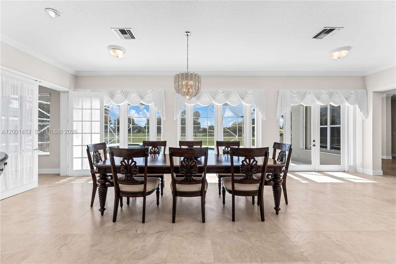2625 Fairways Dr, Homestead FL 33035 photo 4