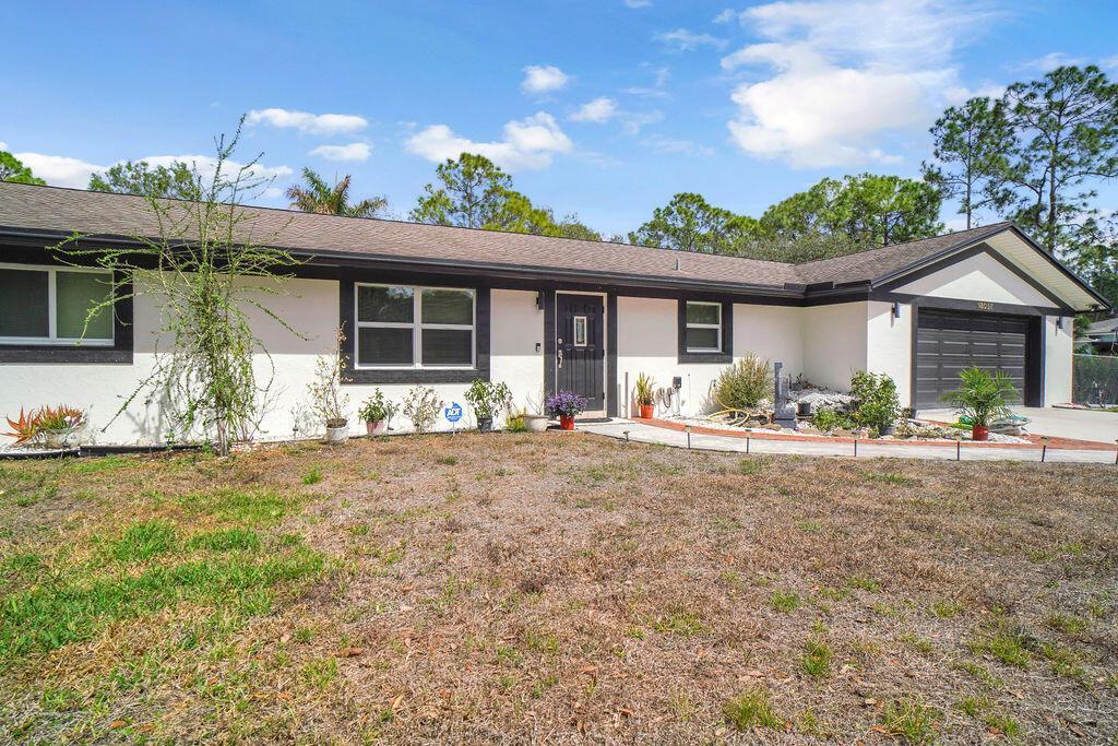 18057 N 40th Run N, FL 33470