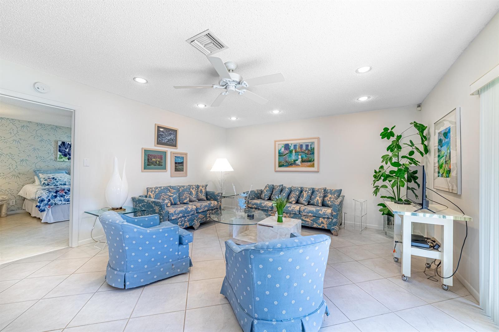797 NW 32nd Avenue, Delray Beach FL 33445 photo 2