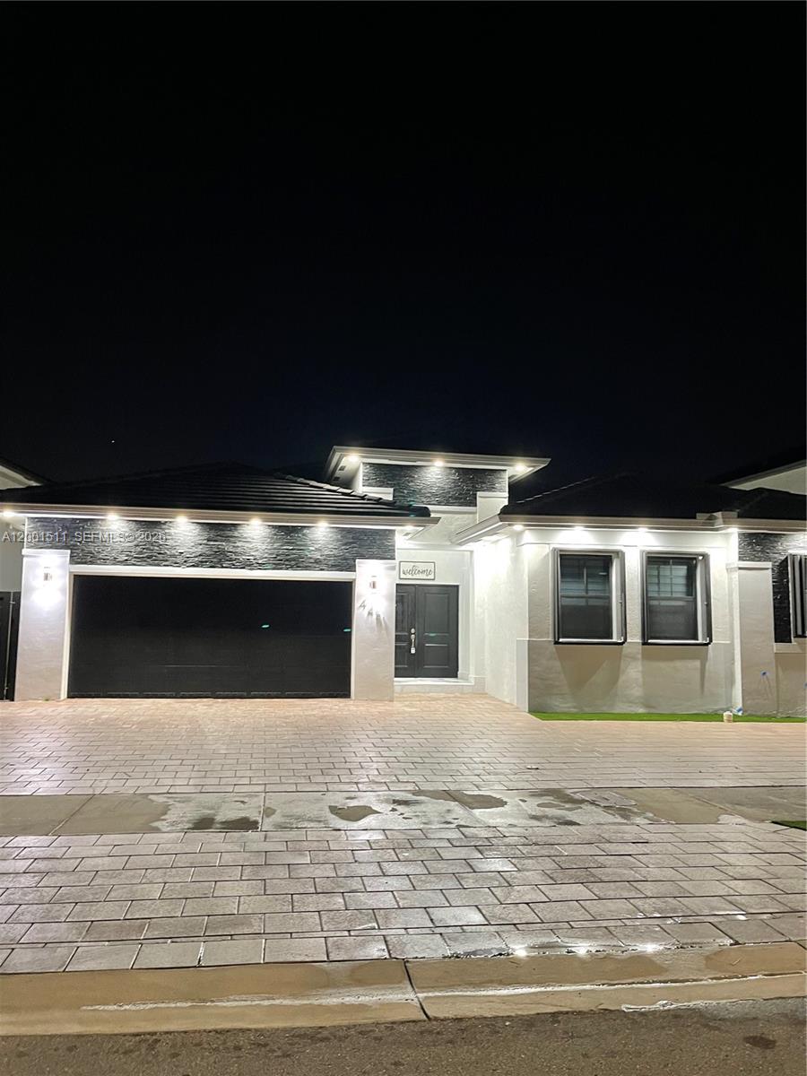 4451 SW 159th Path, Miami FL 33185 photo 2