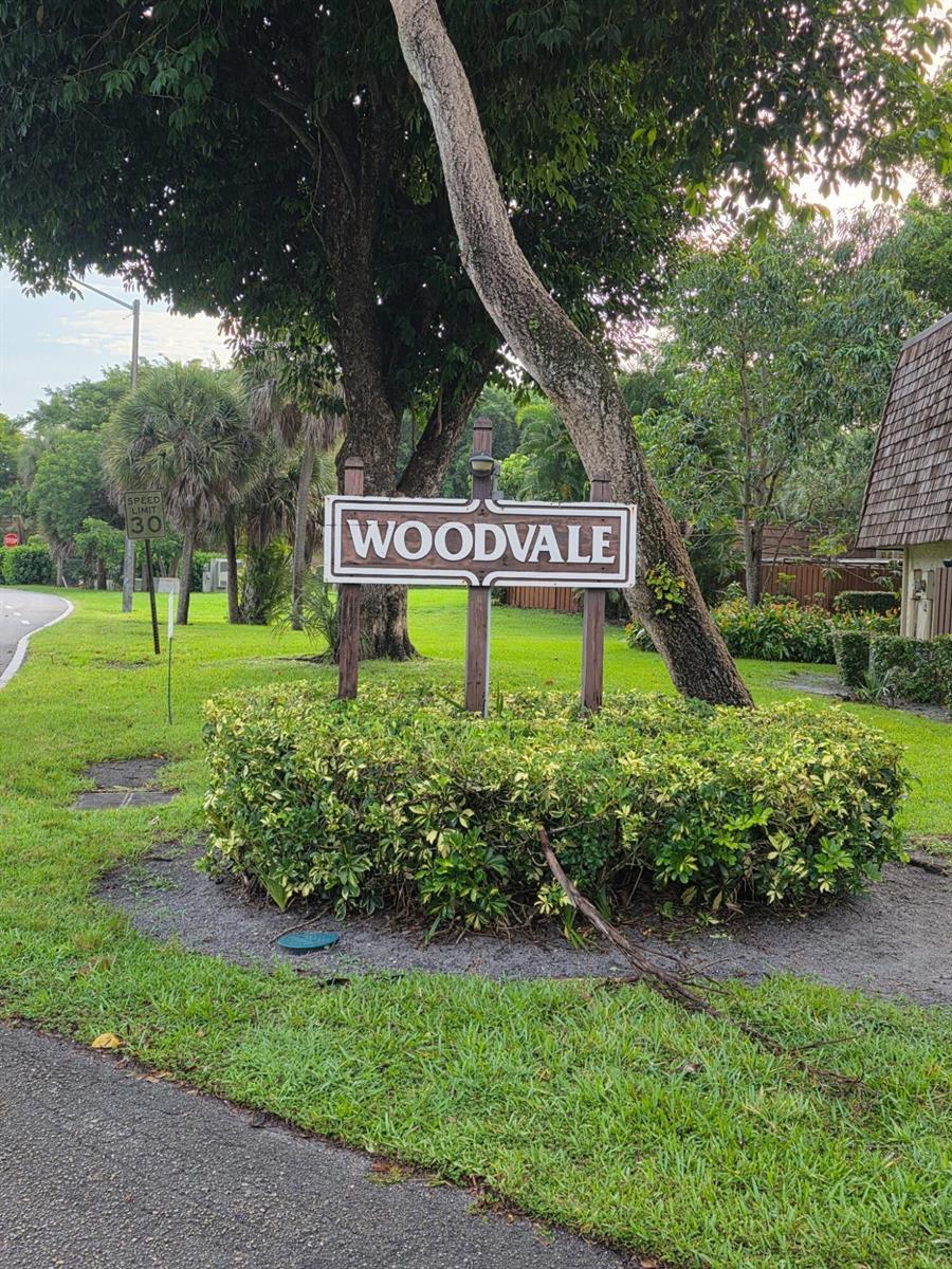 2161 Orange Grove Drive # C, Davie FL 33324 photo 2