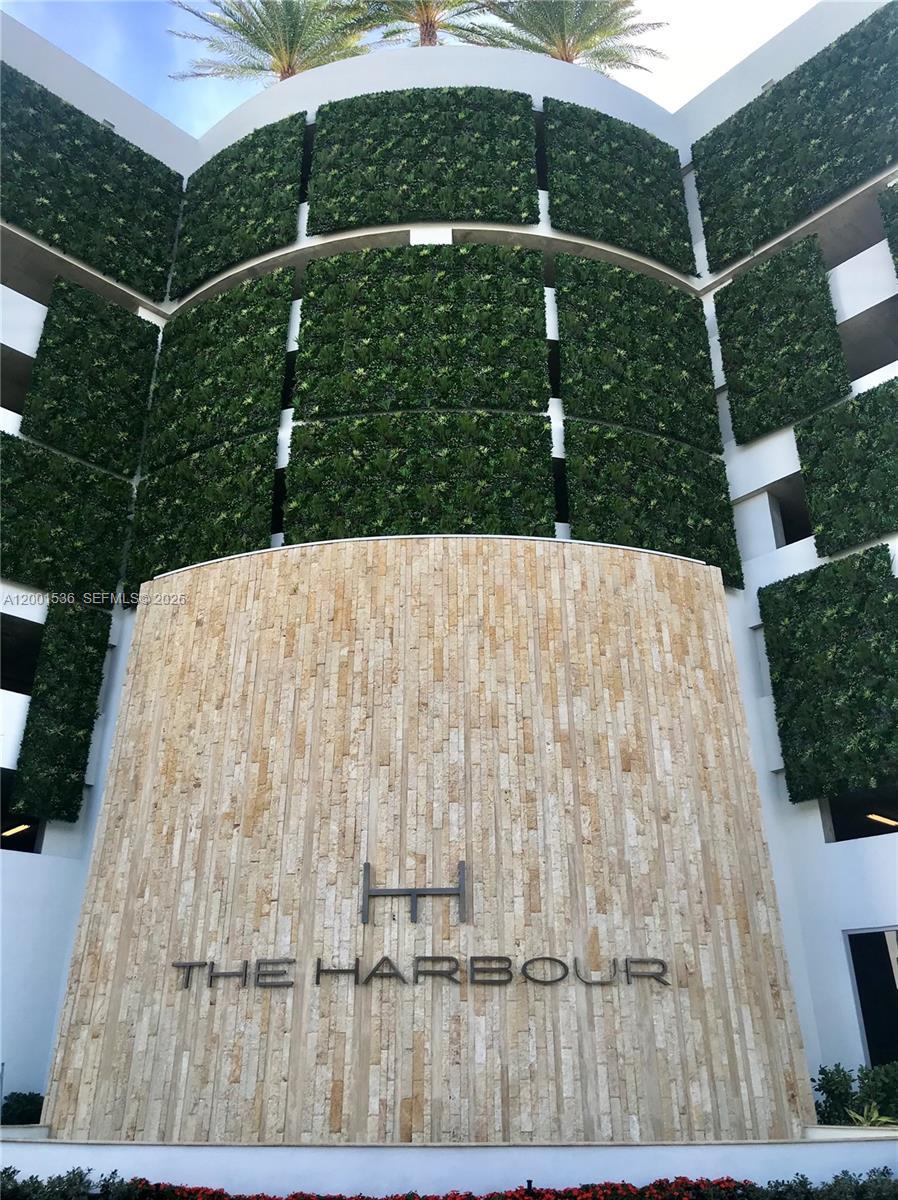 16385 Biscayne Blvd. # 1902, North Miami Beach FL 33160