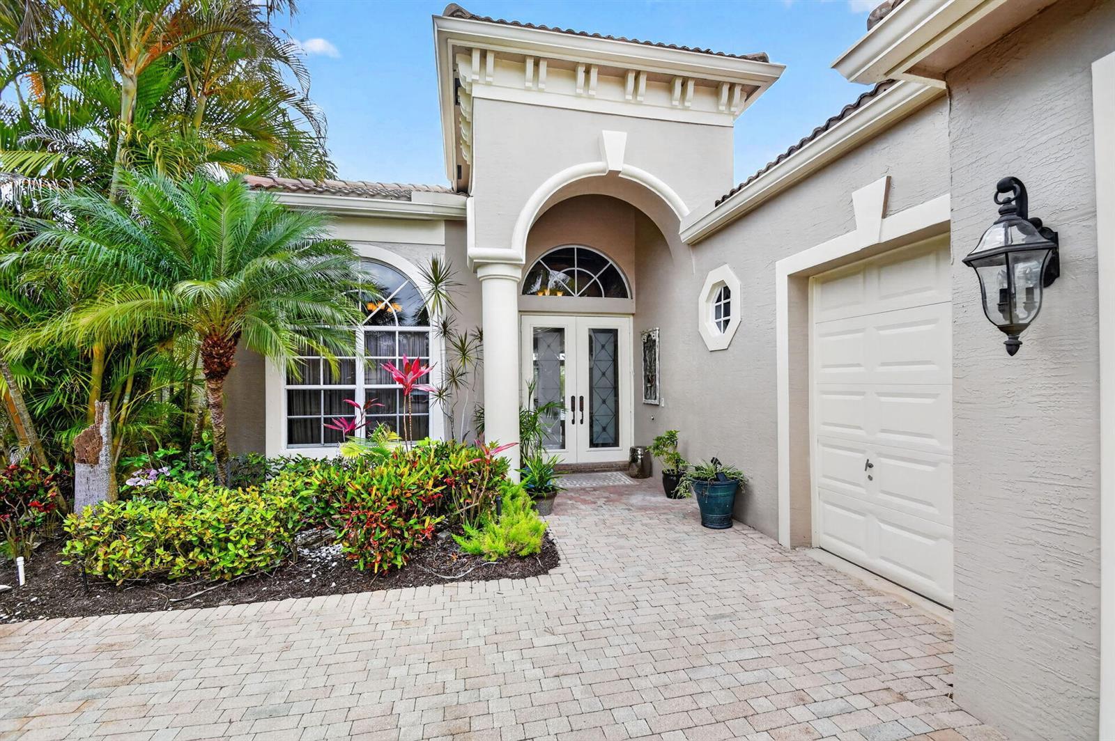 3909 Netherlee Way, Lake Worth FL 33449 photo 3