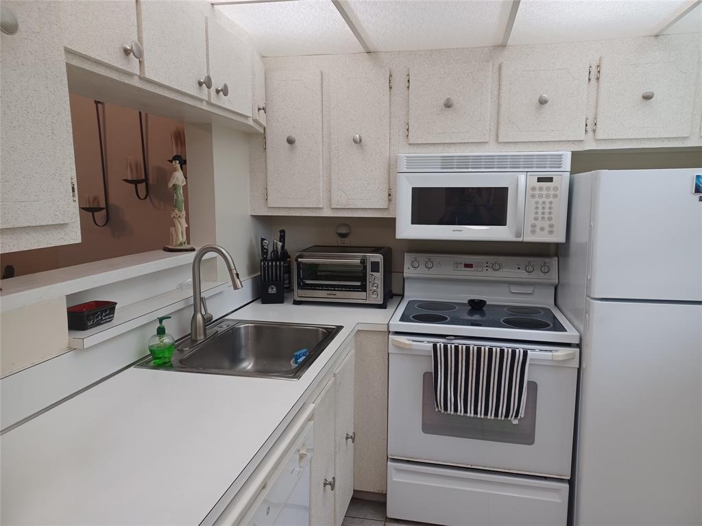 1391 S Ocean Boulevard # 105, Pompano Beach FL 33062 photo 3