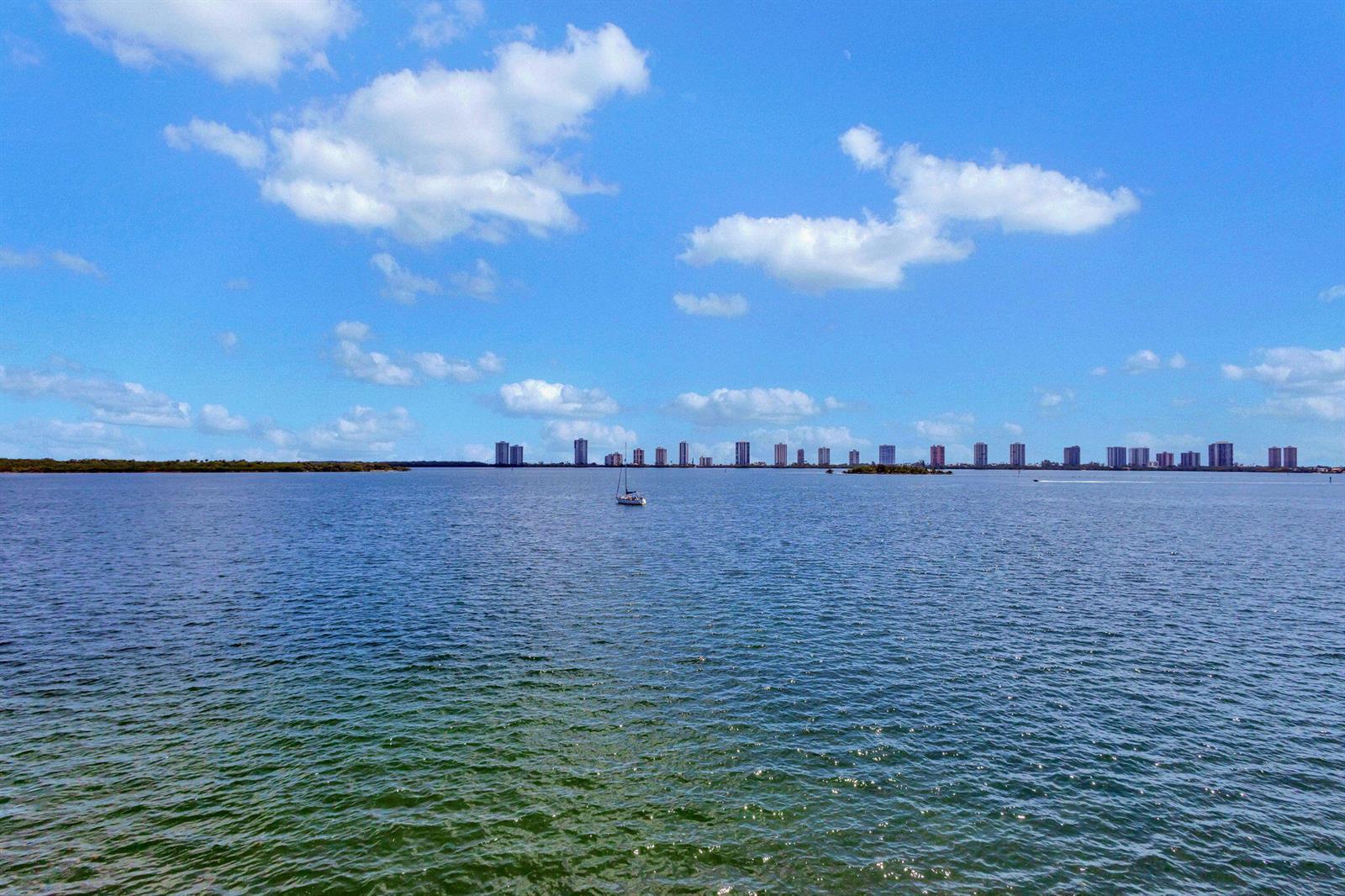 100 Shore Court # 304, North Palm Beach FL 33408 photo 4