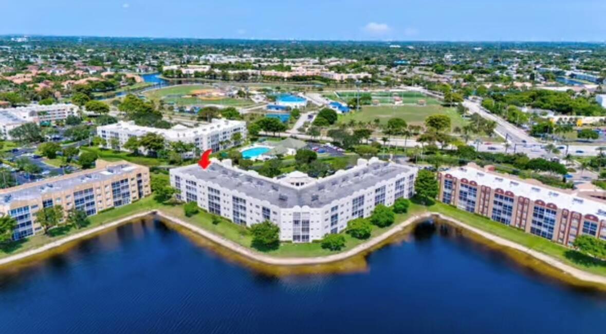7727 Southampton Terrace Terrace # 404, Tamarac FL 33321 photo 4