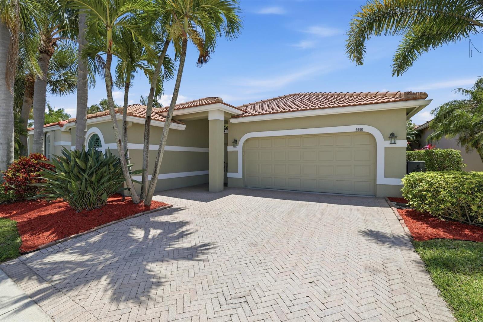 5056 Ventura Drive, Delray Beach FL 33484 photo 2