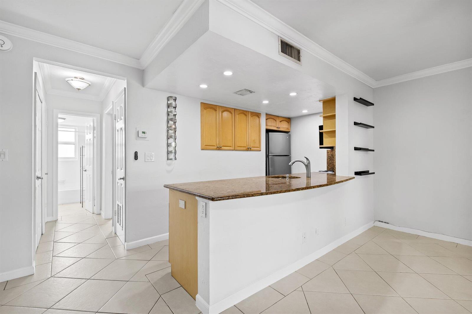 1012 SE 15th Street # 2, Fort Lauderdale FL 33316 photo 4