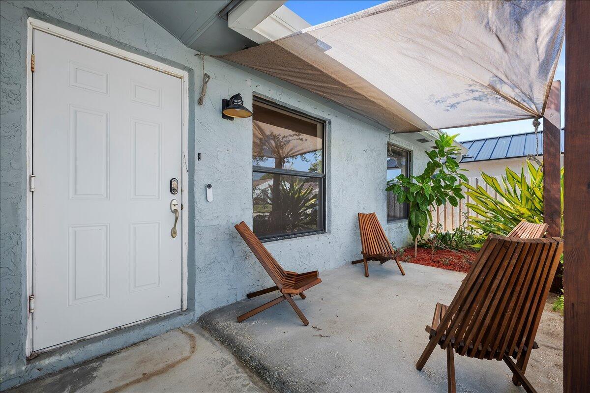 5962 SE Wilsie Drive, Stuart FL 34997 photo 2