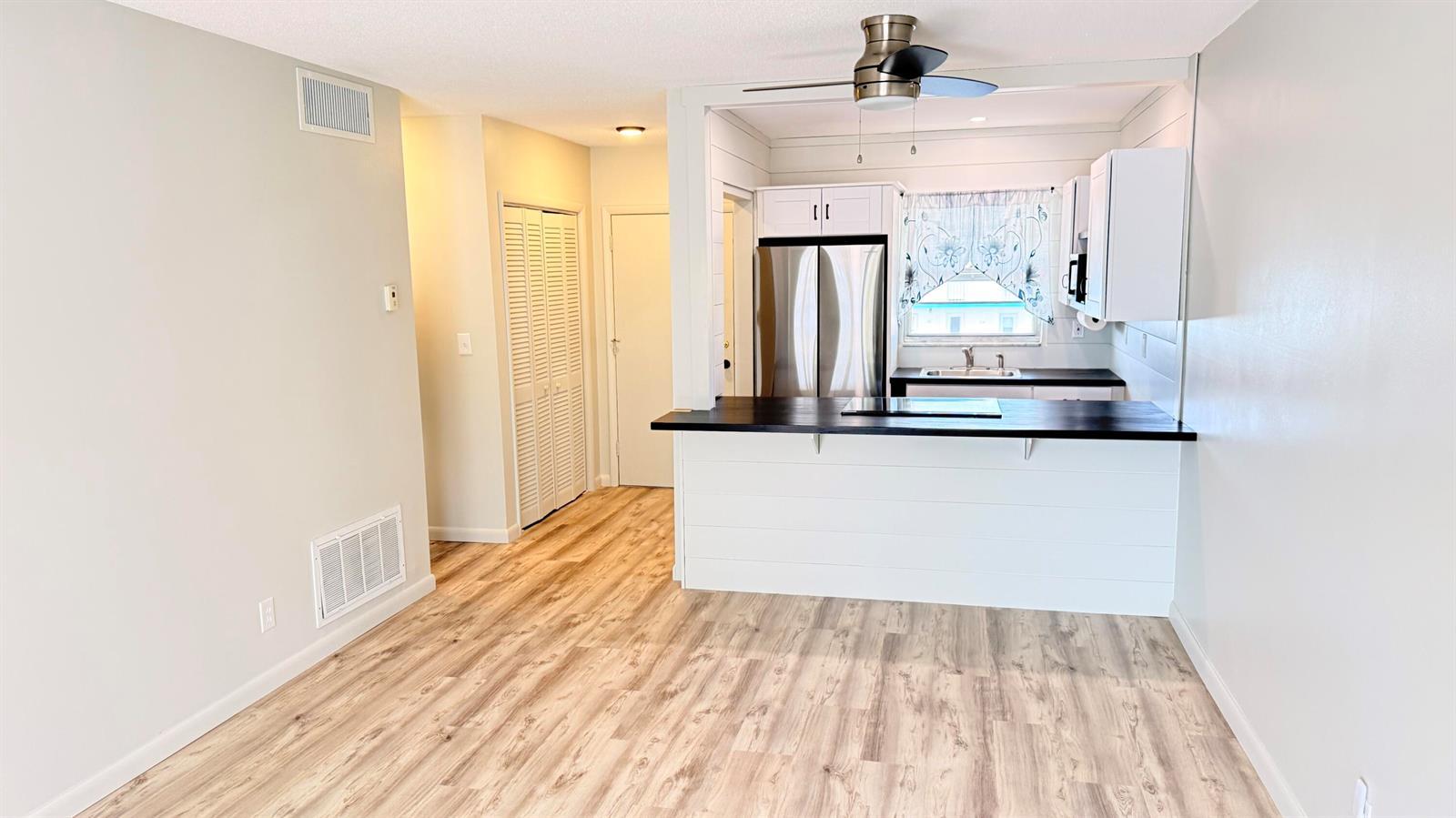 1114 Lake Terrace # 205, Boynton Beach FL 33426 photo 2
