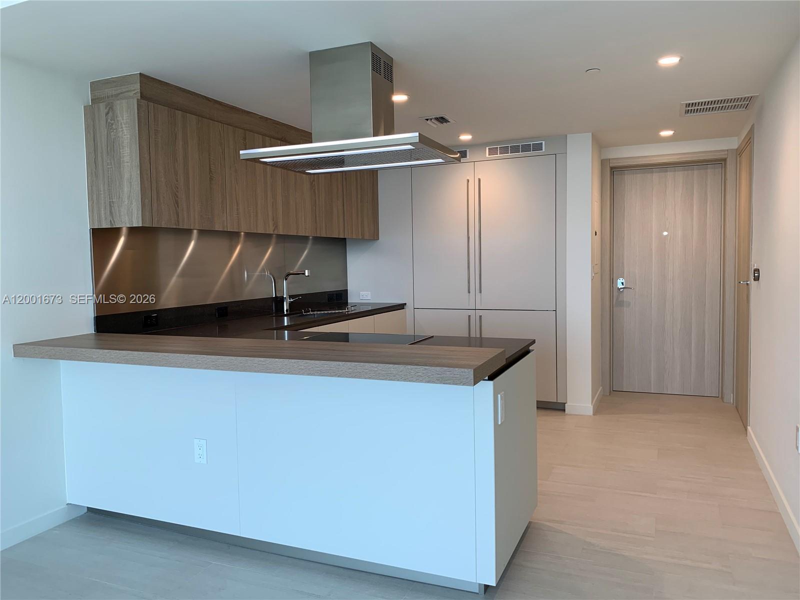 1000 Brickell Plz # 3904, Miami FL 33131 photo 3