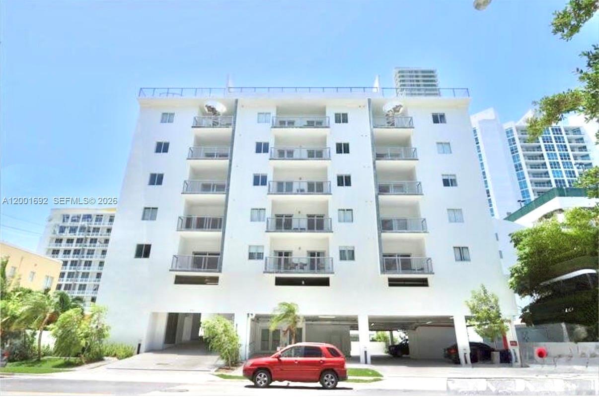 481 NE 29th St # 502, Miami FL 33137 photo 2