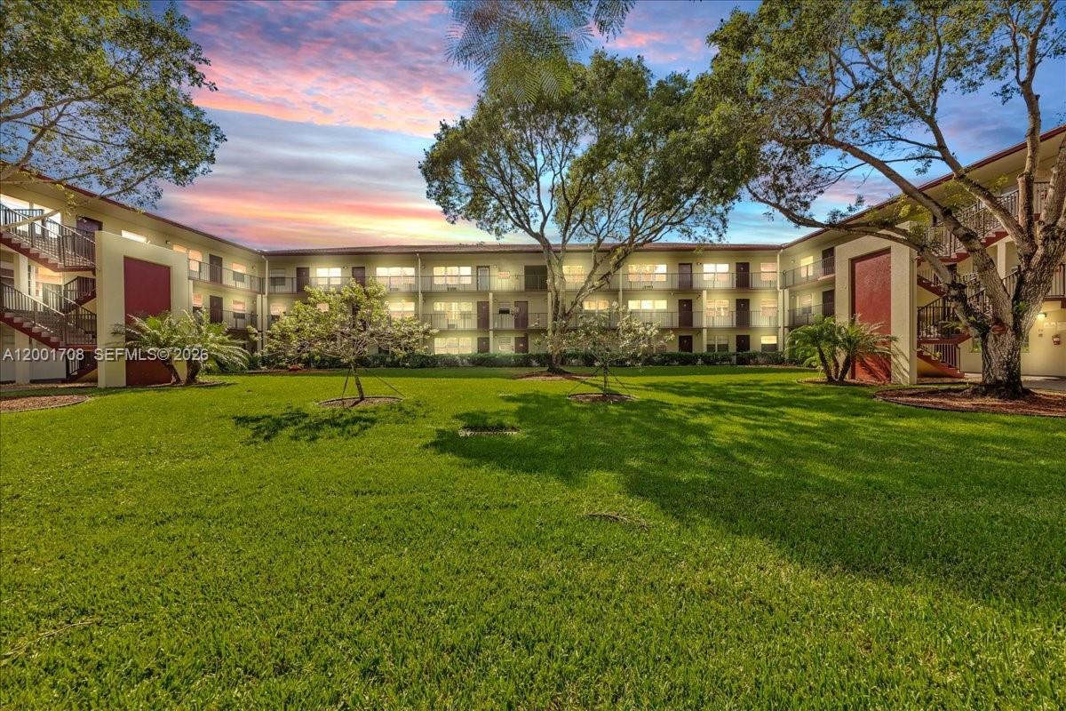 13500 SW 1st St # 307U, Pembroke Pines FL 33027 photo 2