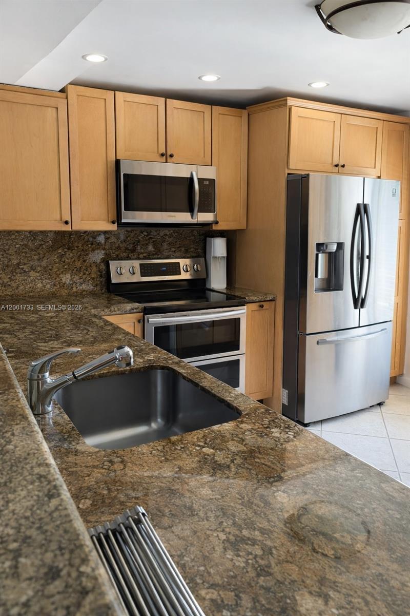 2661 NE 164th St # 40, North Miami Beach FL 33160 photo 3