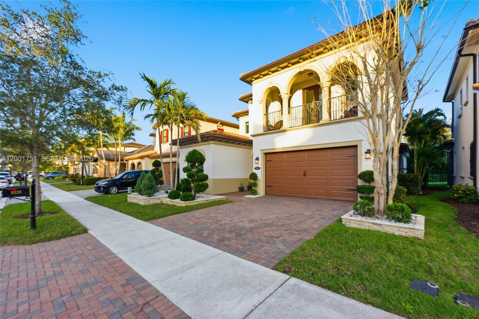 9220 E Meridian Dr, Parkland FL 33076 photo 2
