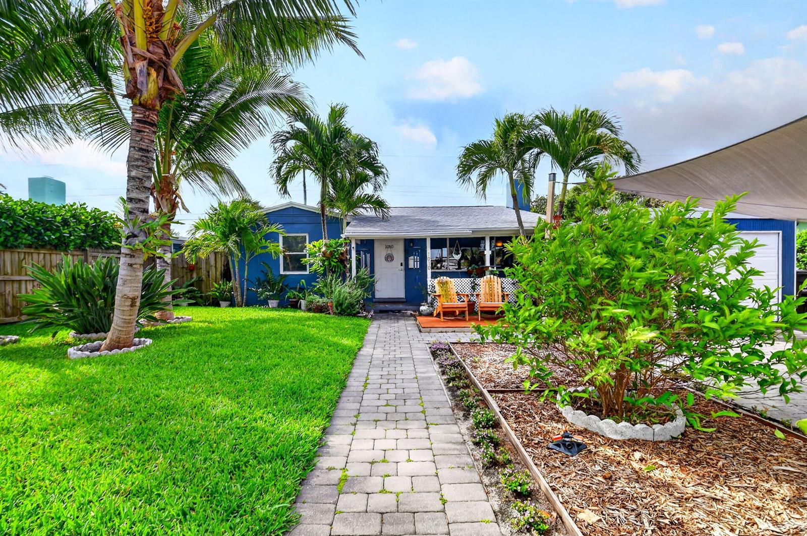 1010 Churchill Circle S, West Palm Beach FL 33405 photo 2