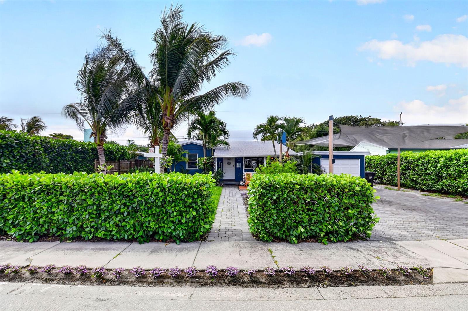 1010 Churchill Circle S, West Palm Beach FL 33405 photo 4