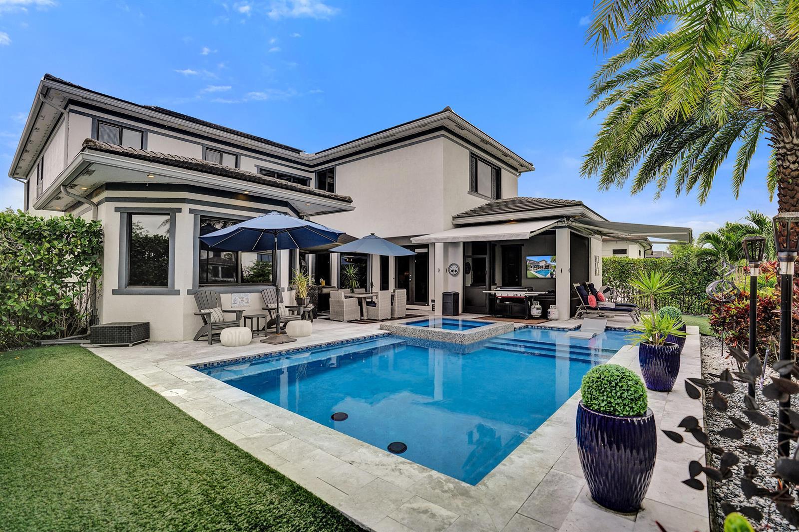 10514 N Lago Vista Circle, Parkland FL 33076