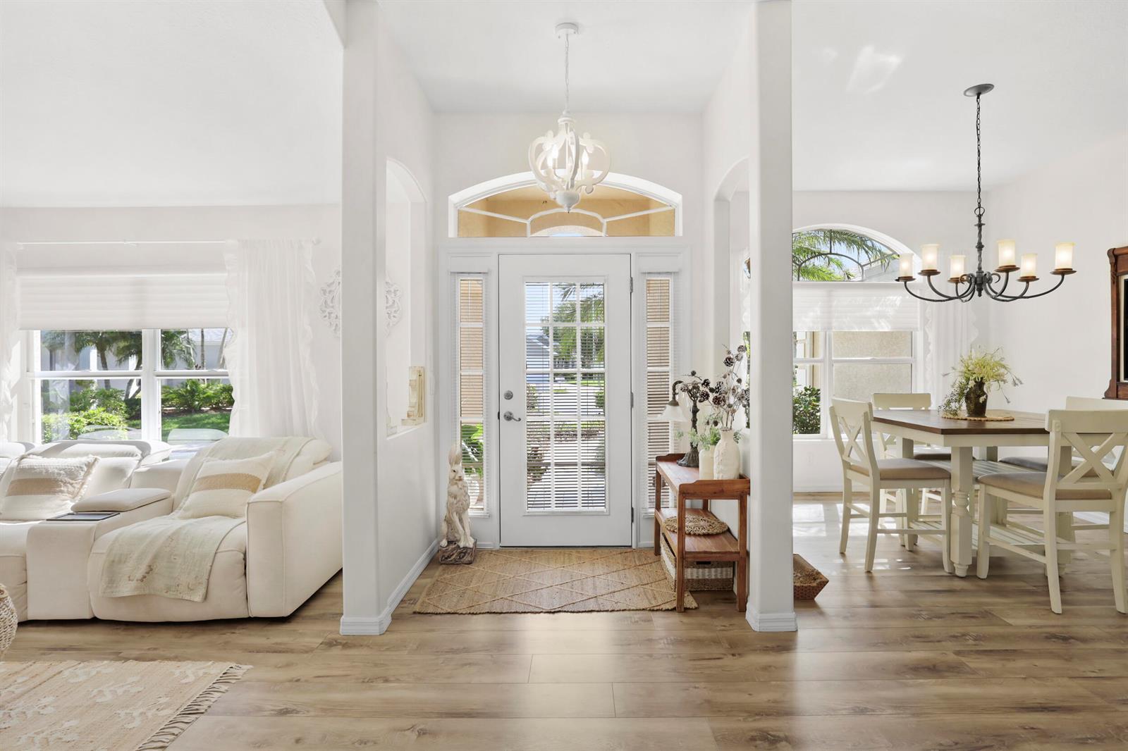 375 E Temple Ct Court SW, Vero Beach FL 32968 photo 3