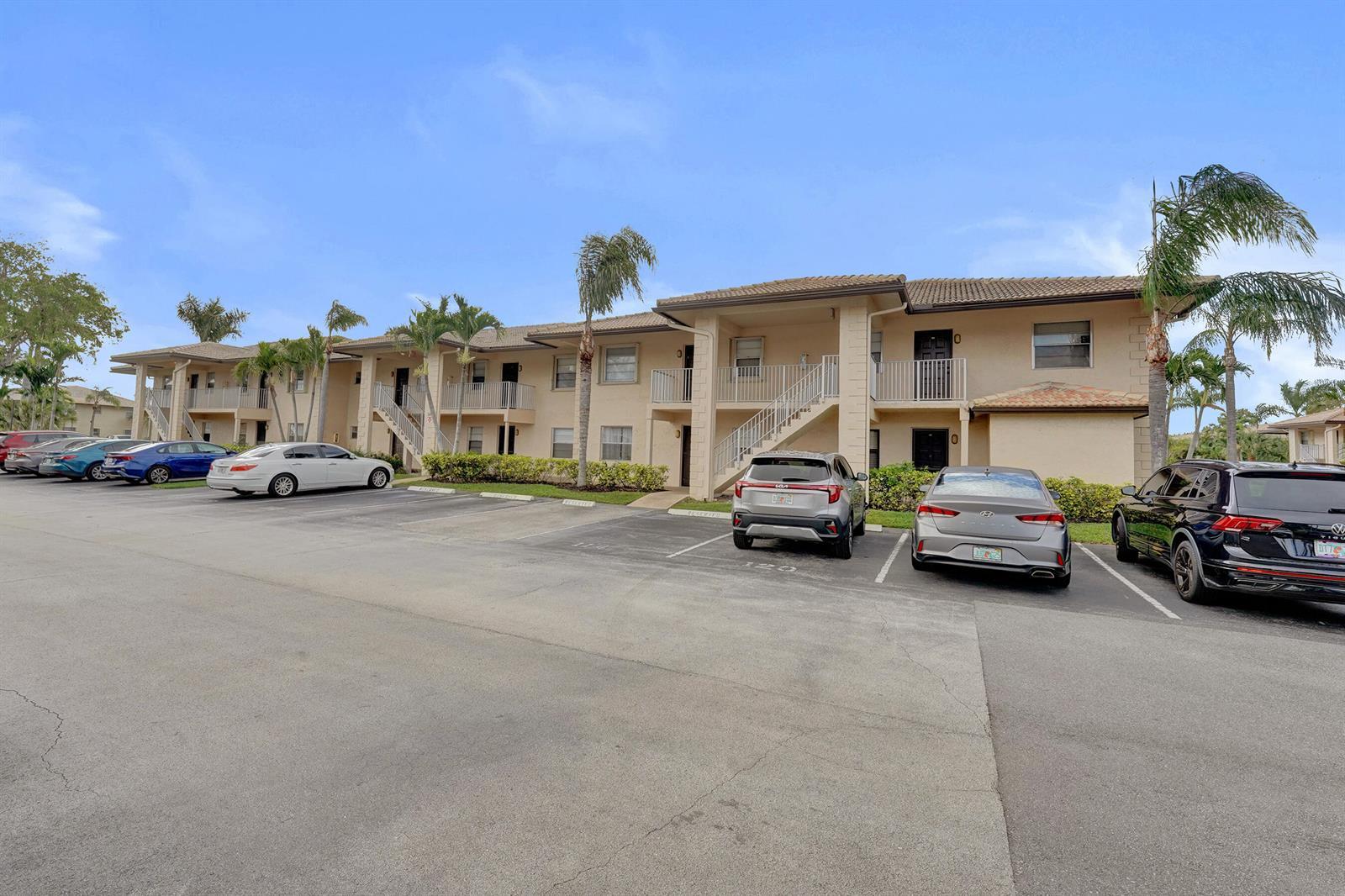 5531 Lakeside Drive # 202, Margate FL 33063 photo 2